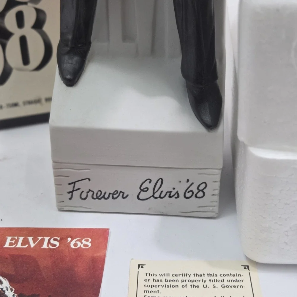 1977 McCormick Forever Elvis 68‎ Music Box Whiskey Decanter Empty W/ Box
